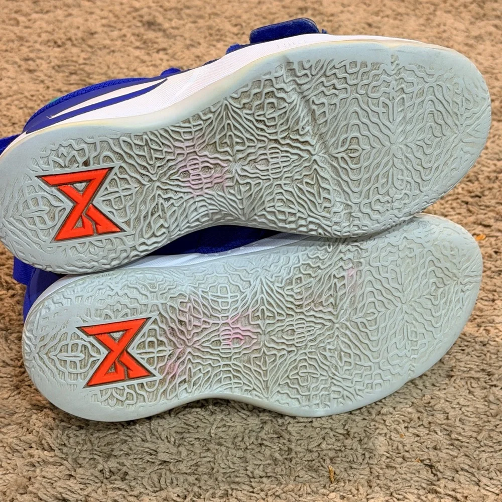 Nike PG 2.5 Racer Blue Paul George Fortnite Basketball Youth Sz 4.5y BQ9457-401